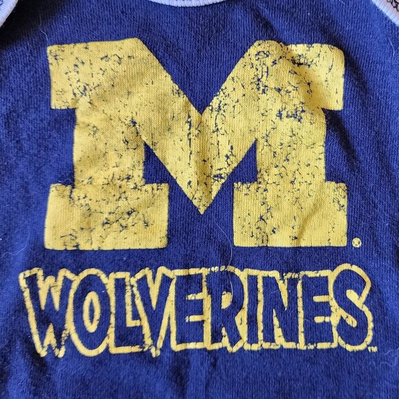 NCAA Michigan Wolverines Bodysuit Set Of 2 Size 0-3 Months - Picture 6 of 7